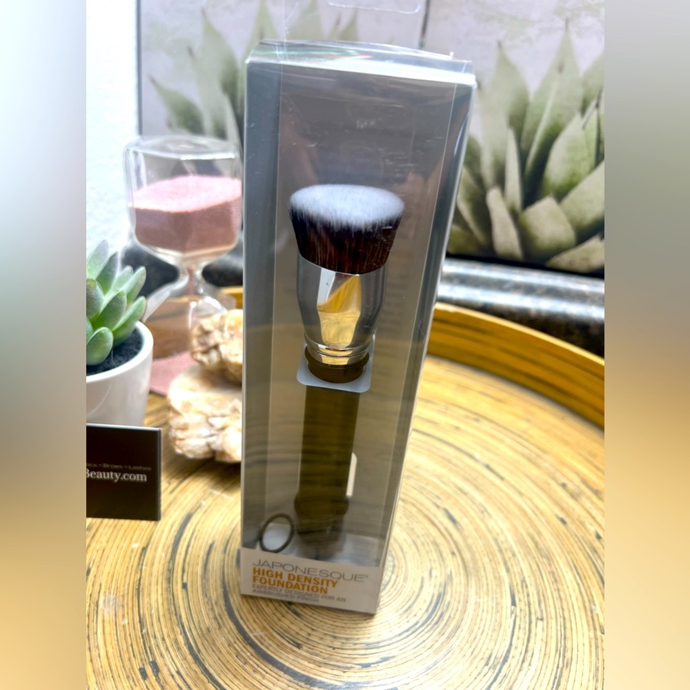 Japonesque foundation brush high density airbrush